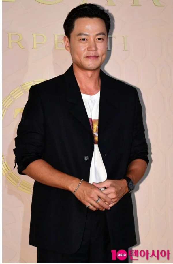 5.3%→2.3% 시청률 급락에 돌연 결방했는데…이서진, '나혼산'에 져도 웃는 이유 [TEN스타필드]